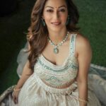 Sunayana Fozdar Instagram - 🤍 . . . 📷 @ibtraditionalphotography Outfit @shivaliahmedabad PR @sonyashaikh Jewellery @swabhimannjewellery Hair @makeover_by_vrush