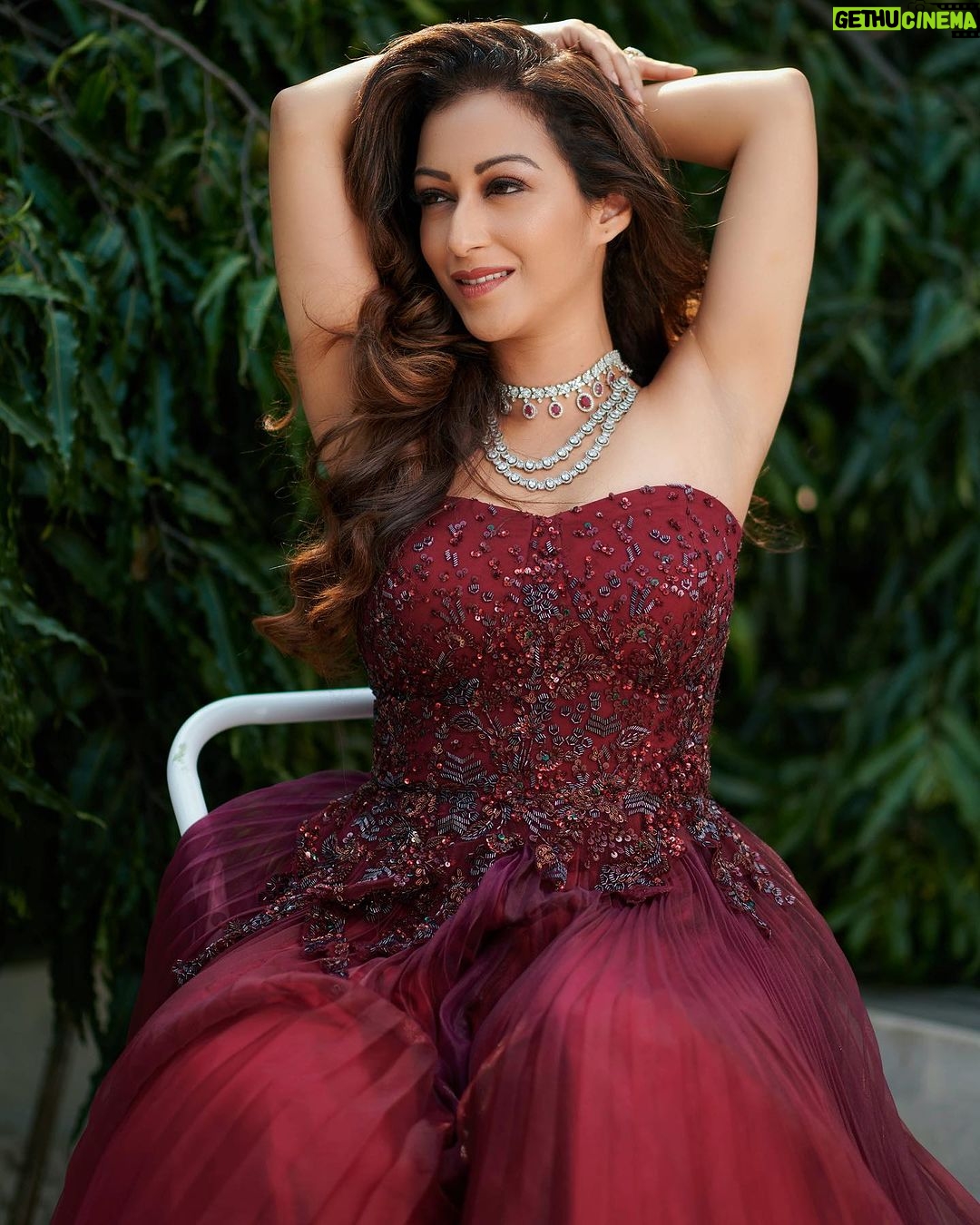 Sunayana Fozdar Instagram - Why Save Red dresses for dates..i wear it for myself♥️ 📷 - @mirajverma_photography Edited - @ibtraditionalphotography Muah - @makeoverbysejalthakkar Outfit/Accessories - @krupa_jain Team - @greenlight__media