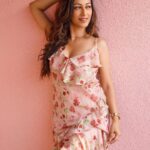 Sunayana Fozdar Instagram - Fell in Love not knowing what it was 🎶 #sundaypost 🌸 Wearing @urbanic_in