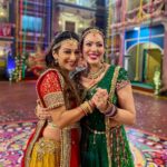 Sunayana Fozdar Instagram - The energy the vibe the strength that Ganpati Bappa gave us to be able to perform for you all 🫶 Show us Some Love 🫶Stay tuned tonight on SAB TV at 8:30pm!!!!! #gratitudepost ❤️ So many people to thank for this @mmoonstar for being my partner and support in every way during the night shoot !🫶🫶 @taarakmehtakaooltahchashmahnfp for giving us the opportunity to perform for Bappa and yourl 🙏🫶 @amarsakharkar for hand holding us with his Choreography !💃🏻 P.S: the 2nd Pic says it all! The happiness when we got everything almost in 1 take☺️
