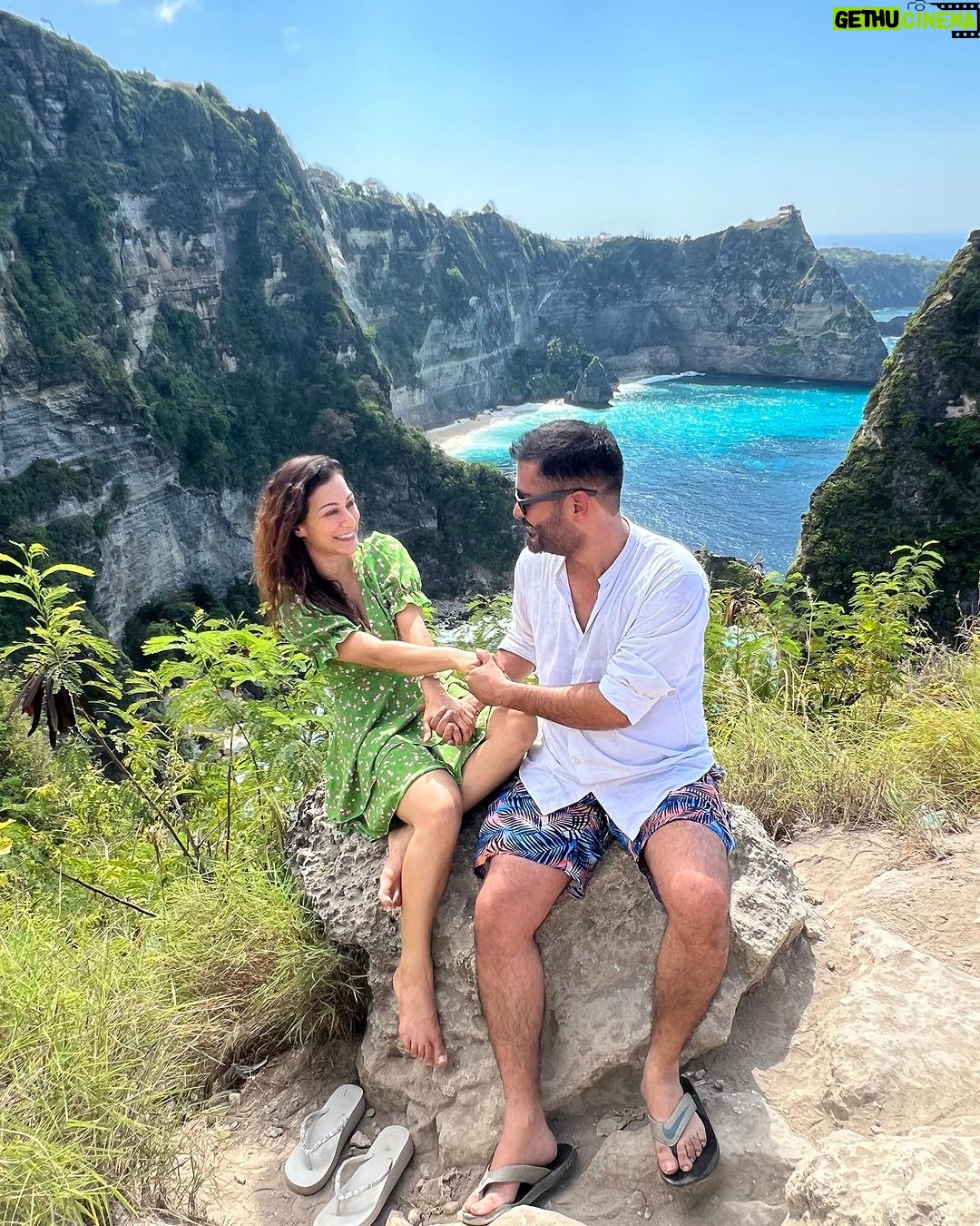 Sunayana Fozdar Instagram - Phir se udd chala 🕊️ #saturdaythoughts 📍 Nusa penida, Bali (Rumah pohon tree house) P.S: we capture moments,memories,places so that we can go back there whenever we want 🫶 Time to manifest my next trip ?😅🤔