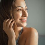 Sunayana Fozdar Instagram - Wanna meet my go to buddy?⭐ @dotandkey.skincare Barrier Repair Face Cream with Ceramides! Its a daily intense moisturising face cream for nourished, soft & healthy skin. With 5 essential ceramides to protect skin & accelerate skin barrier repair! Use my code SUNAYANA15 for additional discount🩵🩵