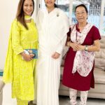 Sunayana Fozdar Instagram - Blessed and Grateful 😇🙏 Thank you @brahmakumaris @bkshivani for The guidance and Love ❤️ That Aura ,that peace and calm that you bestowed upon Us has inspired and enriched us🫶 Thank You Sanjay ji for Making this possible 🙏 OM SHANTI 🙏