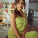 Sunayana Fozdar Instagram - Goal: To make an income while making an impact 🧚‍♀️ #tuesdaythoughts Wearing (formal vest Coords): @jaey.in Pr team : @maverick.communication01