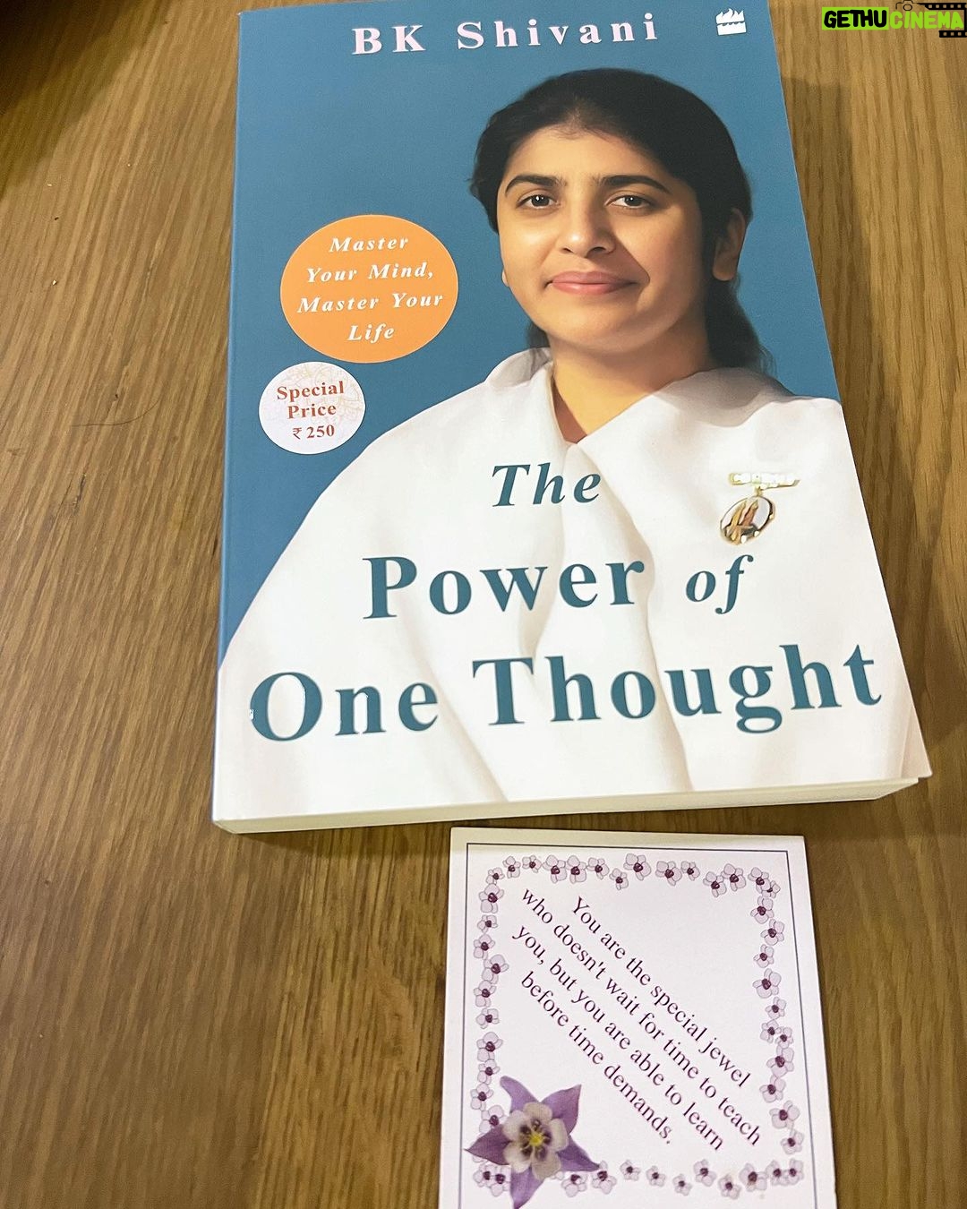 Sunayana Fozdar Instagram - Blessed and Grateful 😇🙏 Thank you @brahmakumaris @bkshivani for The guidance and Love ❤️ That Aura ,that peace and calm that you bestowed upon Us has inspired and enriched us🫶 Thank You Sanjay ji for Making this possible 🙏 OM SHANTI 🙏