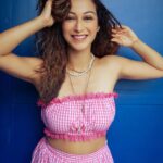 Sunayana Fozdar Instagram - Pinky Promise 💓😂 Feminine and Chic Coords from 👉🏼 @howwhenwearclothing . . . . 📷 @ibtraditionalphotography @ibphotography27