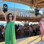 Sunayana Fozdar Instagram - Mentally here🏖️☀️ 📍 @finnsvipbeachclub Wearing @urbanic_in