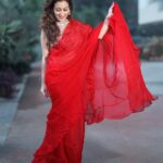 Sunayana Fozdar Instagram - Your View is better than mine 😌♥️ #februarylove 📷 - @sk_.click Stylist - @purvabansal5 Outfit - @kalighataindia Jewellery- @joulesbyradhika Team - @greenlight__media