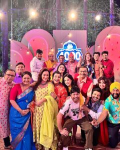 Sunayana Fozdar Instagram - Grateful ,Thankful and Humbled✨🙏#taarakmehtakaooltahchashmah @taarakmehtakaooltahchashmahnfp Completing 4000 Episodes !!!fortunate to be a part of this Journey of winning hearts and making people smile 🫶🥰 Wishes and Love to the Entire Team to all who have contributed in this Journey 🧿 And to our ever Loyal,Loving audience who’ve Loved us like family 🙏
