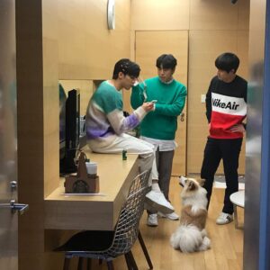 Sung Hoon Instagram - 대화에 끼고 싶은 관종...