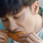 Sung Hoon Instagram - #굽네치킨 #고추바사삭
