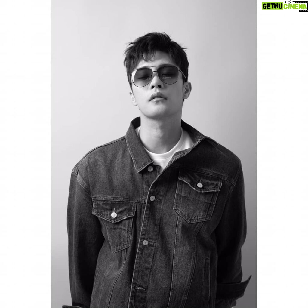 Sung Hoon Instagram - @policelifestyle