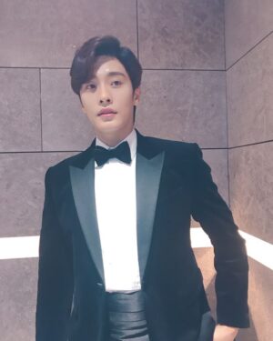 Sung Hoon Instagram - #2019 happy new year