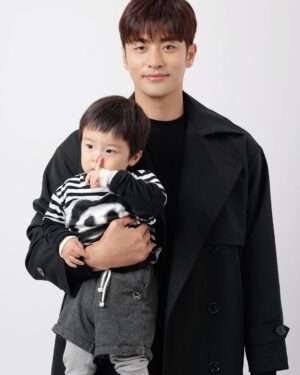 Sung Hoon Instagram - 차기스타와 함께 ~ 나 잊지마! ㅋ