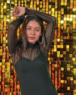 Sunidhi Chauhan Instagram - Last night at #discodancerthemusical 🕺🏻 Loved everyone on the show!! Good job you guys @arjunrtanwar @tiakarofficial ❤️❤️❤️
Awesome stuff @salimmerchant and @sulaiman.merchant 🤘🏽🤘🏽🤘🏽

#bappida #legend 🙏🏾
