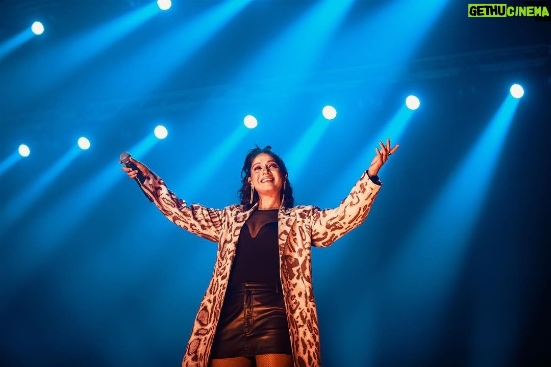 Sunidhi Chauhan Instagram - I AM HOME- WEMBLEY! Can’t believe what happened on the 26th night London!!! Wish it never ended! It was definitely the most memorable gig I’ve ever played at❤️ You were all so loving and giving .. I am very grateful to each one of you who came, danced and screamed their hearts out .. miss you already! Until next time London❤️🤗 Yours Sunidhi 🤗 Styled by @saumyathakur #styledbysaums In Trench @nolabels_in Skorts and bodysuit @zara Rings and cuff @misho_designs #SunidhiLive #SCInWembley #sunidhiinwembley #SunidhiLiveLondon #SCInLondon #explore
