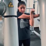 Sunidhi Chauhan Instagram - #DoobJa @salimmerchant @sulaiman.merchant @shraddhapandit @merchant_records @ifeelking #hustle #everysingleday #power #motivation #goals #life #nothingbetter @tmtalentmanagement
