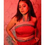 Sunidhi Chauhan Instagram - Thank you Karbi Anglong for the most memorable time! Humbled to be a part of Karbi Anglong Day Celebrations at Taralangso Diphu. The vibe was unreal!! Truly heartwarming and special ❤️❤️❤️ Styled by @saumyathakur #styledbysaums Outfit @shivikaagarwalofficial Jewels @ethnicandaz Makeup @makeupbyrishabk Hair @hairstylistmanju #KarbiAnglong #sclive #sunidhichauhan #liveperformance #assam #livegig #concert #musician #sunidhichauhanlive #singers #livemusic #explore Karbi Anglong, Assam
