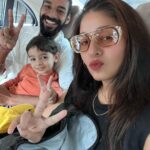 Sunidhi Chauhan Instagram – Sound check Bangalore π€π
Styled by @saumyathakur
#styledbysaums
Denims @_huemn
Top @zara
Shoes @pumaindia
Sunglasses @thetintedstory
Style asst. @jassatsky
Pants @siddhantagrawallabel
Tshirt @theforbiddenfruit_india