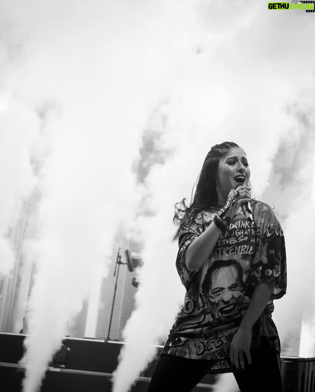 Sunidhi Chauhan Instagram - An incredible experience shooting for #bhoomi2022 with my dearest friend and a MAD musician @salimmerchant and @sulaiman.merchant and what a real fine collaboration with supremely talented @ifeelking ❤️❤️❤️(how much fun it was chatting up and shooting with you) I’ve been in love with #DoobJa since the time I heard it for the first time.. @shraddhapandit has put all her heart and deep effort in these beautiful lyrics.. Just can’t wait for you all to hear it and Of course catch the video once it’s out🔥🔥@rajpandit17 My girls 👇🏽 Makeup: @makeupbyshikhamishra Hair: @hairstylistmanju Outfit by: @_huemn Jewellery: @gi.ti.india Fashion director : @officialkavitalakhani Sr. Stylist: @priyalps16 Fashion Assistant: @ritika__ag Assisted by @fadinternational @salimmerchant @sulaiman.merchant @ifeelking @shraddhapandit @godaddyindia @nikhilarora.official @godaddy @themohalife @adda_52 @merchant_records @shaktihasija @rajpandit17 @darshandoshiofficial @muheetbharti @nyzeldlima @rushad1981 @japjisinghv @radhika188 @niravthakar @shivansh.j @zeeshan_sid27 @mixedbyaftab @sohailmansuri89 @jarvisintune @lilyahluwalia @prasadsatam @blackacidproduction @rahulsingh.7938 @joshuamanvel @nishantdike @txniish #Bhoomi22 #SalimSulaiman #Bhoomi2022 #GoDaddy #TheMohaLife #Adda52 #MerchantRecords