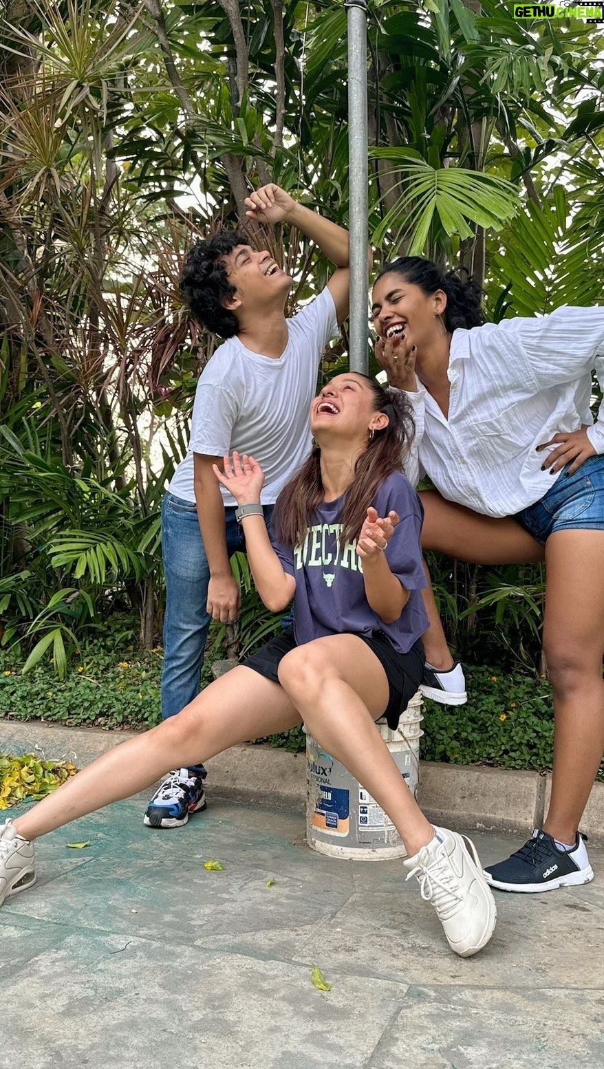 Sunidhi Chauhan Instagram - Turning Hey You moments into movements, and channeling my inner groove through my dance moves😉 One dance step at a time! #DanceToSunidhiGroove #DancewithSunidhi #heyu #MumbaiStar #SunidhiChauhan #DhruvGhanekar #IshittaArun #Trending Mumbai - मुंबई