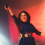Sunidhi Chauhan Instagram - ❤️❤️❤️ #giglife #bestlife @dvk.thebeatboxer Makeup @makeupbyshikhamishra Hair @manjula Styled by @saumyathakur #styledbysaums Outfit courtesy Blue layover jacket @minisondhiofficial Black mesh bodysuit @namratajoshipura Pants @hm Earrings and rings @shayagrams Bracelet @praprakart Style Asst. @jassatsky