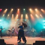 Sunidhi Chauhan Instagram - ❤️❤️❤️ #giglife #bestlife @dvk.thebeatboxer Makeup @makeupbyshikhamishra Hair @manjula Styled by @saumyathakur #styledbysaums Outfit courtesy Blue layover jacket @minisondhiofficial Black mesh bodysuit @namratajoshipura Pants @hm Earrings and rings @shayagrams Bracelet @praprakart Style Asst. @jassatsky