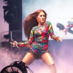 Sunidhi Chauhan Instagram - Thank you for such an amazing time Melbourne, you got me going crazzzyyy with that energy! Special shout out to living 3 seasons in one day 😊💃🏻 #IAmHomeTour Styled by @saumyathakur #styledbysaums In Bodysuit @namratajoshipura Rings @misho_designs Style Asst. @pareenaaahhh & @manisha_vaprani Makeup @makeupbyshikhamishra Hair @hairstylistmanju Palais Theatre