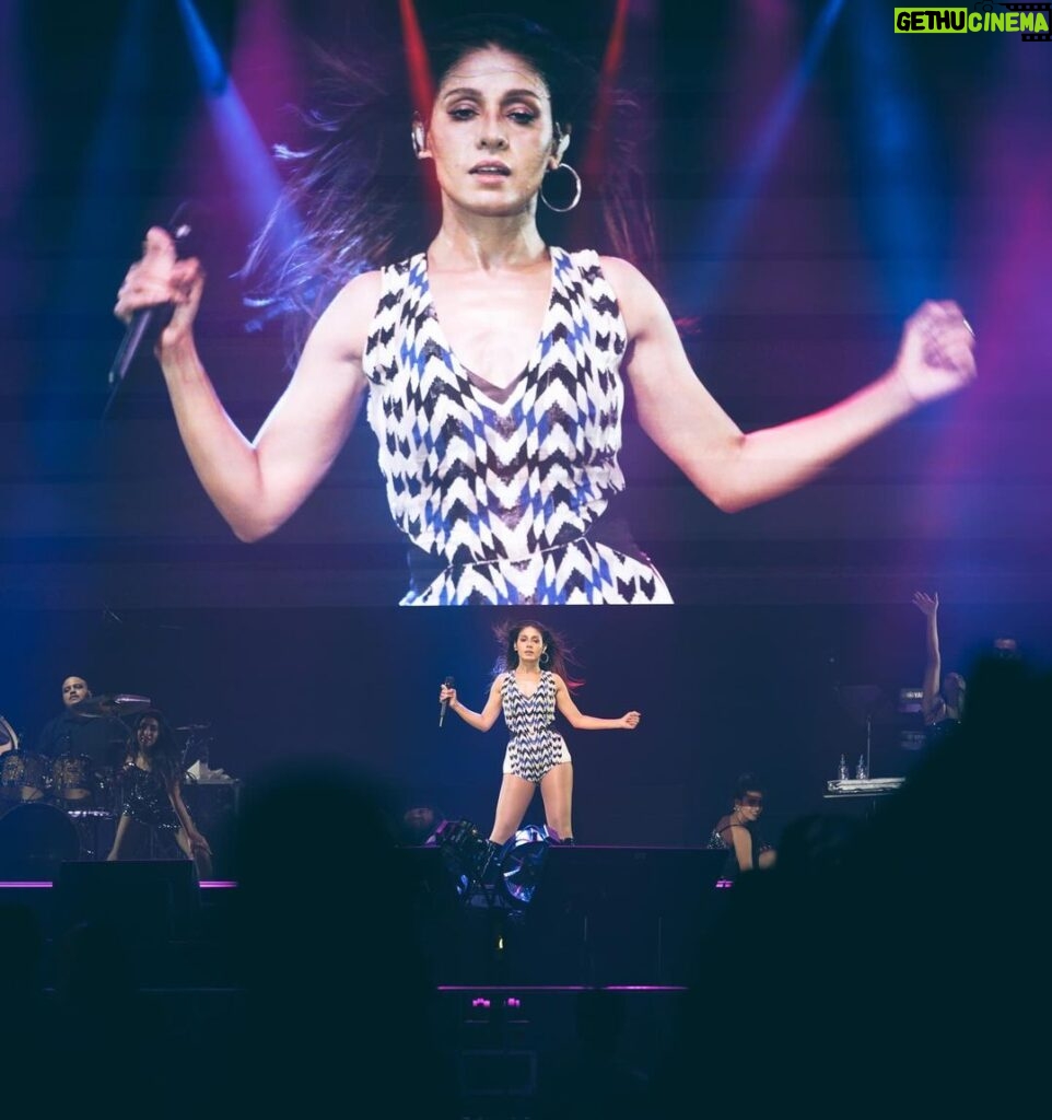 Sunidhi Chauhan Instagram - Auckland!! Coming back to you almost a decade later and to have been showered by your love and energy has got my heart full 🥰❤️. Thank you for the love and I’ll be back sooner next time. xoxo 💋 #IAmHomeTour Styled by @saumyathakur #styledbysaums 1st look In Bodysuit @namratajoshipura Black Leather Trench @twentydresses @nykaafashion Boots @zara Makeup @makeupbyshikhamishra Hair @hairstylistmanju 2nd look In Brown Leather Set - Custom Chrome crop top @may.official.store Jewels @misho_designs Boots @londonrag_in Style Asst. @pareenaaahhh @manisha_vaprani Makeup @makeupbyshikhamishra Hair @hairstylistmanju The Trusts Arena