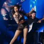 Sunidhi Chauhan Instagram - Auckland!! Coming back to you almost a decade later and to have been showered by your love and energy has got my heart full 🥰❤️. Thank you for the love and I’ll be back sooner next time. xoxo 💋 #IAmHomeTour Styled by @saumyathakur #styledbysaums 1st look In Bodysuit @namratajoshipura Black Leather Trench @twentydresses @nykaafashion Boots @zara Makeup @makeupbyshikhamishra Hair @hairstylistmanju 2nd look In Brown Leather Set - Custom Chrome crop top @may.official.store Jewels @misho_designs Boots @londonrag_in Style Asst. @pareenaaahhh @manisha_vaprani Makeup @makeupbyshikhamishra Hair @hairstylistmanju The Trusts Arena