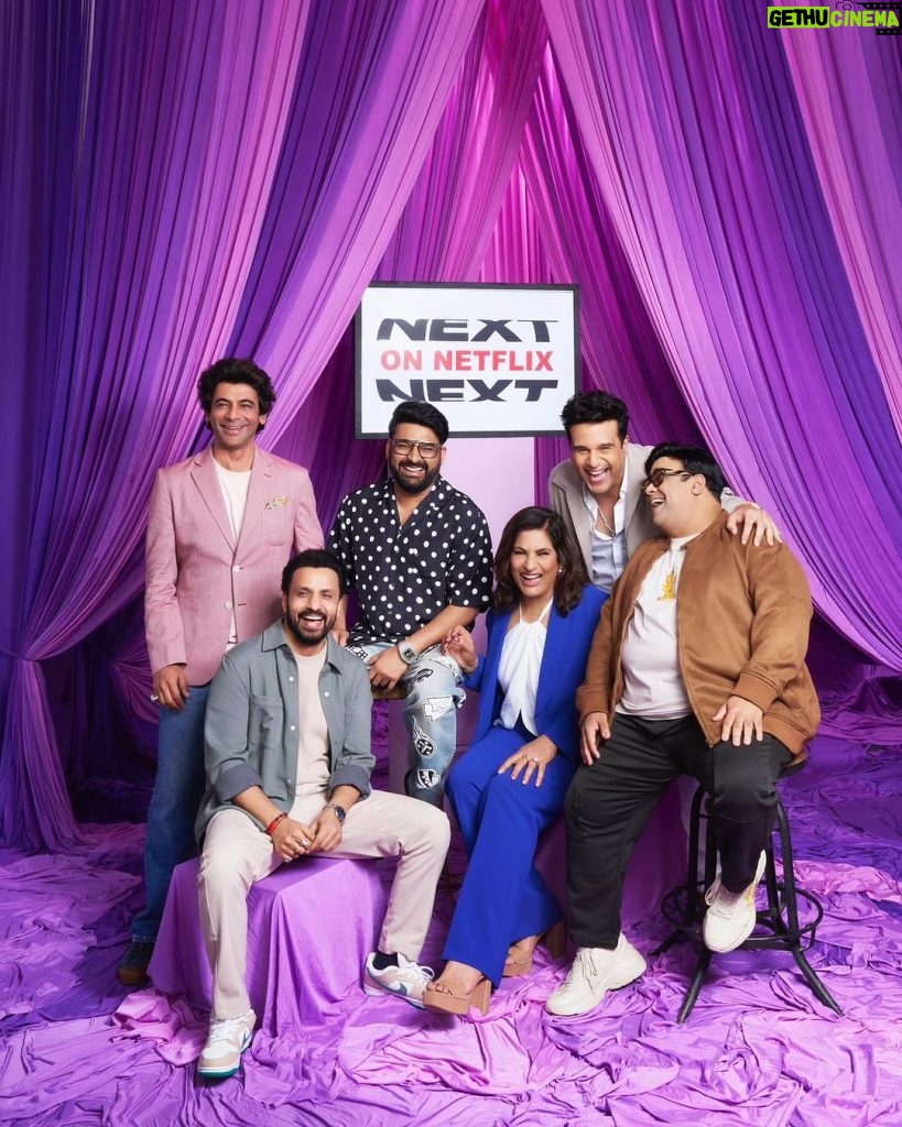 Sunil Grover Instagram - Ab har hafte, aapke ghar hasee leke aa raha hu main aur mera ye atrangi parivar!! ❤️🔥 The Great Indian Kapil Show arrives at 8PM every Saturday from 30 March, only on Netflix. #TheGreatIndianKapilShow #NextOnNetflix