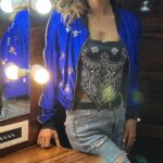 Sunita Gogoi Instagram - Anywer anytime 💃..dis reel was my darling friend 💡@sanaras_makeover who just pushed me into dis🤓 Now even u got to dis reel Nikita 🤪 Makeup @sanaras_makeover Hair @ramya_giritharan #caravan #space #instant #reels