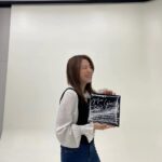 Sunny Instagram - "Next Entertainment 2021 Visionary" 축하해요 aespa♡ #싸인씨디에엄청긴코멘트보고귀여워서빵터짐