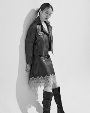 Sunny Instagram - 살짝 부끄럽긴 했지만 사실 맘에 들었어 #bnt 와 함께한 화보! @bntstar