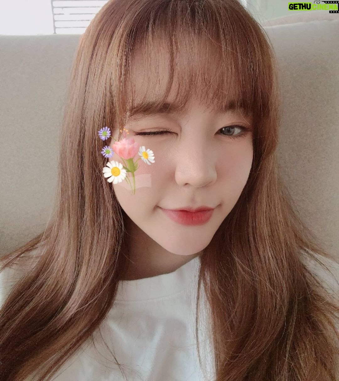 Sunny Instagram - 내일 수능이야!!!!!!!! 끼약!!!! 긴장은 내가 할께 수험생들은 실력발휘만 해!!!!!! 아자아자~!!!! 힘내자!!!!!!!!! 홧팅♡♡♡♡♡