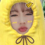 Sunny Instagram - 바나나... 나한테 반하나 #아재개그 #몰아올리기