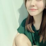 Sunny Instagram - 자고로 진정한 집순이라면 집에서 목 늘어난 티를 입어줘야지~ #모두들 #아프지말고 #건강하세요 #저도그럴게요