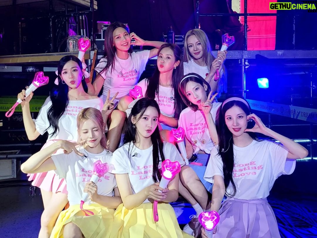 Sunny - 185.7K Likes - 추억이 또 늘었어! #GG4EVA