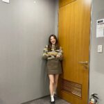 Sunny Instagram – 대기실에 소화기가 아주 눈에 띄는 곳에 있어 맘이 놓였습니다리~