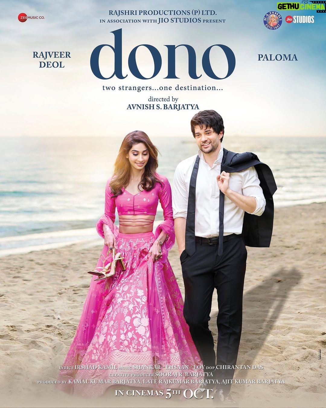 Sunny Deol Instagram - Get ready to meet #Dono at the grand trailer launch event on Mon, 4th September🫶🏻 Stay tuned!! Film In Cinemas - 5th October Directed by @avnish.barjatya Starring @the_rajveer_deol @palomadhillon @rajshrifilms @officialjiostudios #DonoTheFilm #SaveTheDate @donothefilm @zeemusiccompany