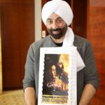 Sunny Deol Instagram - They say Love can’t be measured but I feel so much love coming from all of you each day, everyday ❤️❤️🙏🙏🙏 #Gadar2 and #TaraSingh are forever indebted. #HindustanZindabad
