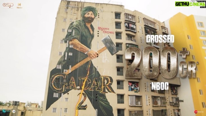 Sunny Deol Instagram - Here’s to a timeless masterpiece! 🤌🏻 Tara Singh’s mural tells a story that words cannot express. 🫶🏻 Gadar 2 achieves the 200+ CR* milestone in style! ✨ Mural Execution by: @whiteriversmedia Book your tickets! 🎟️ (Link in bio) #Gadar2 in cinemas now. 🎞️ @zeestudiosofficial @gadarmovie_official @iamsunnydeol @ameeshapatel9 @iutkarsharma @anilsharma_dir @anilsharmaprod @shaktimaan6963 @mithoon11 @shabinakhanofficial @quadri.sayeed @simratkaur_16 @manishwadhwa.in @hellomontysharma @mrgravitas @zeemusiccompany @zee5 @zeecinema @zee5global