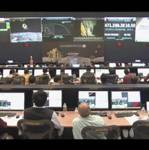 Sunny Deol Instagram - What a proud moment.  #Hindustanzindabad tha hai or rahega Jai Hind 🇮🇳 
Congratulations to @isro.in on the successful soft landing of #Chandrayaan3 on the moon. A momentous feat in the history of India's space exploration. Proud!!!

#Chandrayaan3Landing #chandrayaan_3 
#ISRO #MoonMission