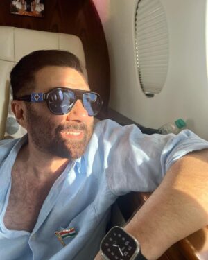Sunny Deol Instagram - The blue eyed boy! 

Basking in the #Gadar2 Sun!