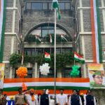 Sunny Deol Instagram - Happy Independence Day to my fellow citizens! 🇮🇳🇮🇳🇮🇳 Love your nation and your family 🤗🤗 #HappyIndependenceDay #India #HindustanZindabad #MeraBharatMahaan #JaiHind