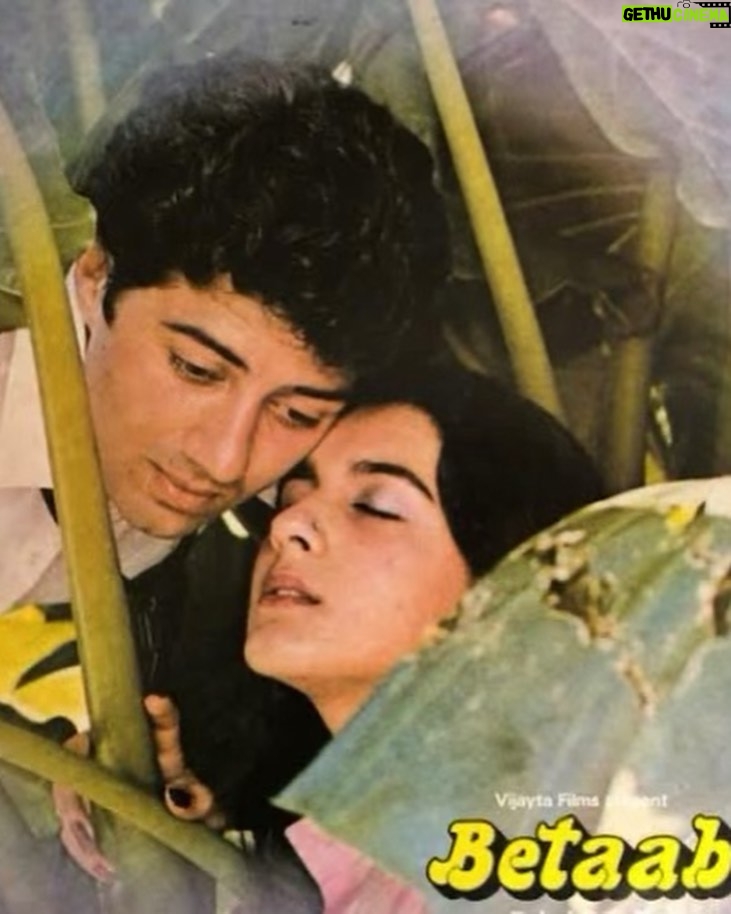 Sunny Deol Instagram - Dingo and Me Betaab memories ❤️
