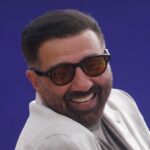 Sunny Deol Instagram - Life is what you make it, so enjoy it and always keep smiling 🙂😀 #tuesdaythoughts