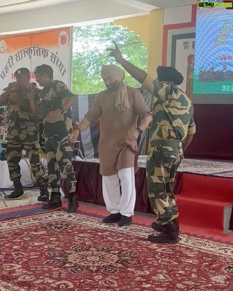 Sunny Deol - 429.3K Likes - Started the Promotion of #Gadar2 with my friends at Border Security Forces, Longewala Rajasthan.
Remembering Brigadier Kuldeep Singh Chandpuri and all the brave martyrs who fought the Battle of Longewala and wrote History.
It’s always an overwhelming feeling to be at such a historic place with our bravehearts and share the love.
Thank You @bsf_india
Jai Hind!