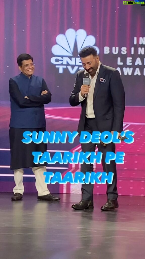 Sunny Deol Instagram - To hear him deliver Tareeq Pe tareeq live was something else ! #SunnyDeol #IBLA2023 @iamsunnydeol