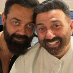 Sunny Deol Instagram - My Little brother has shaken the world 🔥🔥 All Guns Firing success to #Animal ! Best wishes to @iambobbydeol #RanbirKapoor @anilskapoor @sandeepreddy.vanga #BhushanKumar @rashmika_mandanna @tripti_dimri @tseries.official Watch #Animal in cinemas!